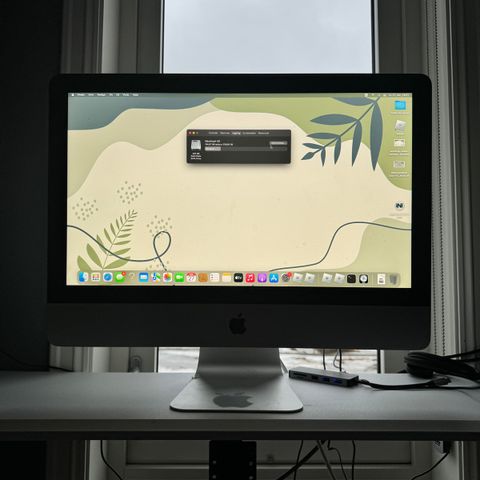 iMac 21.5 - inch. late 2015
