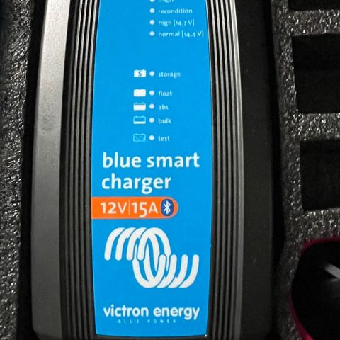 Victron blue smart 15A