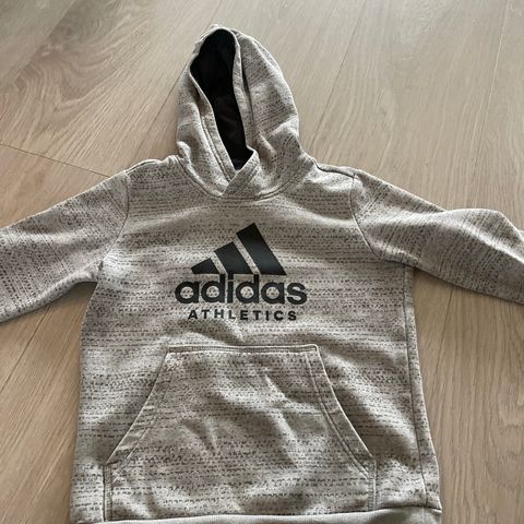 Adidas genser