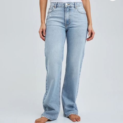 ONLY : 2 par jeans:MID WIDE 550 JEANS, MID WIDE 950 JEANS.Str 31/32