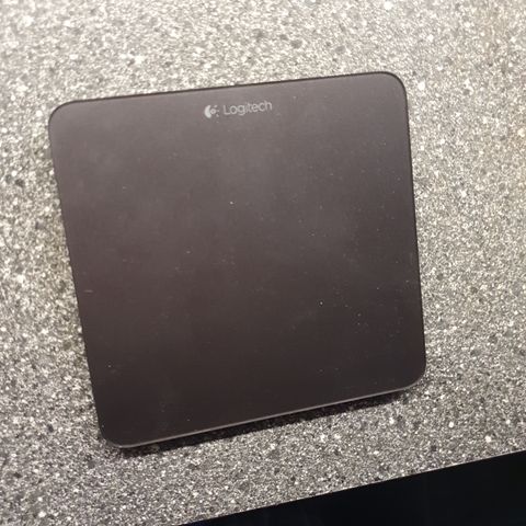 Logitech touchpad T650