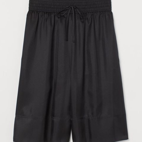 NY - H&M - Premium Selection - Knelange shorts i silkeblanding -Strs. 34 - S