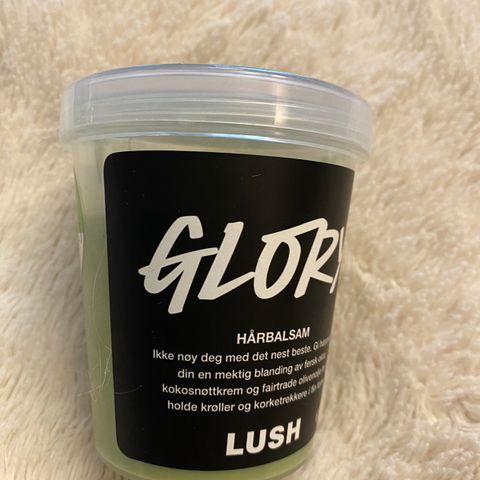 Lush hårbalsam nesten ikke brukt