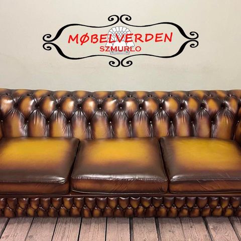 Renovert "Antique Gold"sofa i chesterfield stil