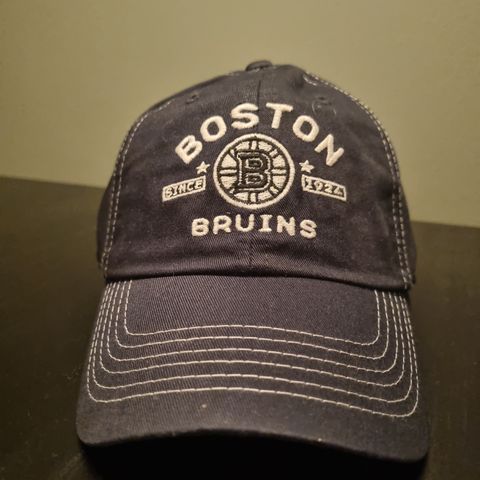 Boston Bruins caps