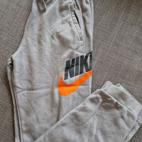 Nike joggebukse