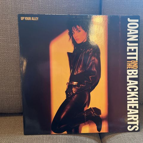 Joan Jett And The Blackhearts  – Up Your Alley