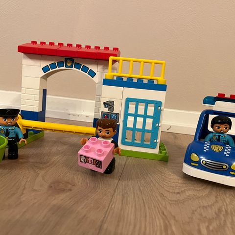 Duplo politistasjon