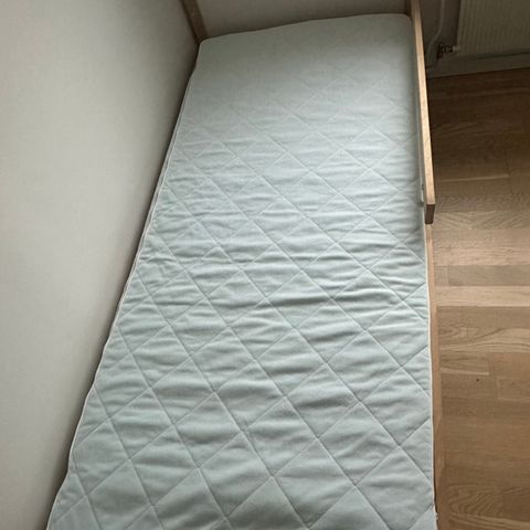 Ikea juniorseng  70x 160 cm lang