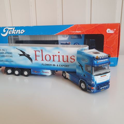 Tekno Scania "Hans de Laat" med Florius profilering 1/50