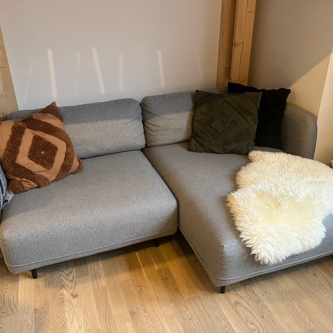 sofa fra sofacompany i pen stand