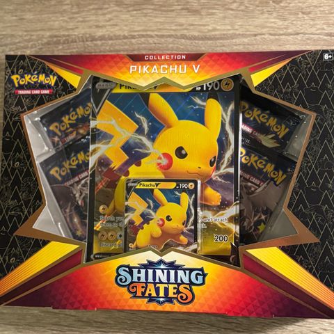 Pikachu V Shining Fates Collection - NY