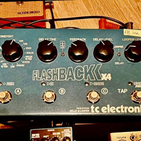 TC Electronics Flashback x4