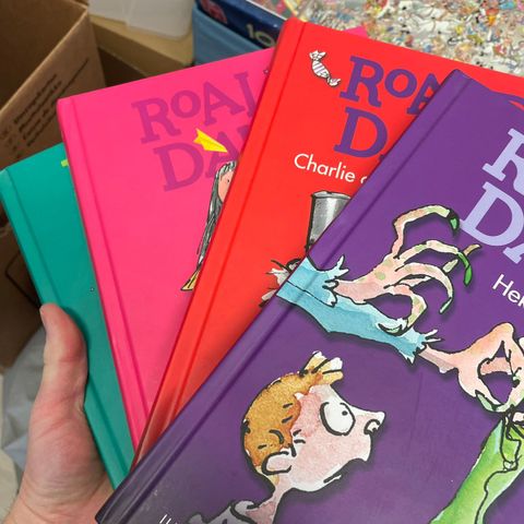 4 bøker av Roald Dahl