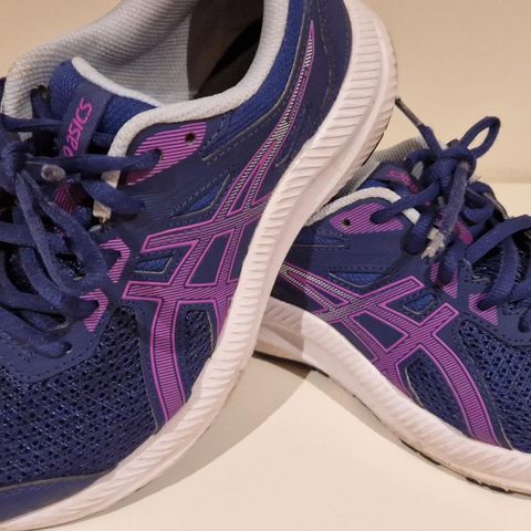 Asics str37