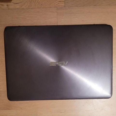 ASUS ZenBook UX305CA