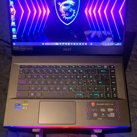 MSI GE67 Oled gaming laptop