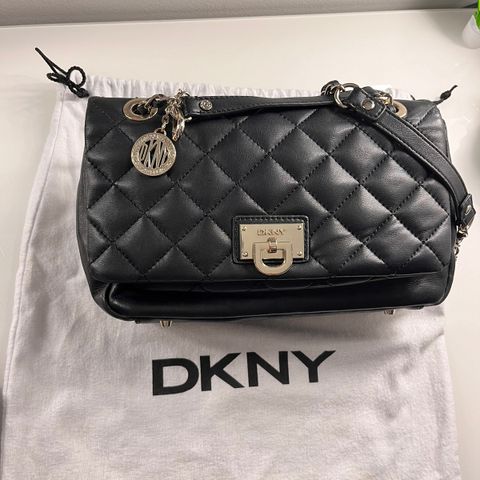 DKNY Svart skinn skulderveske