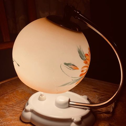 Vintage lampe. Art deco