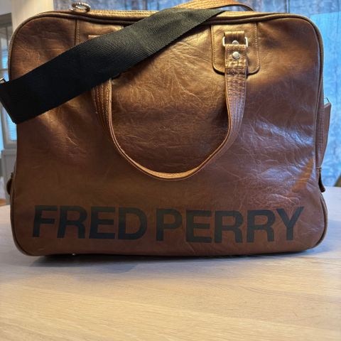 Fred Perry «office bag».