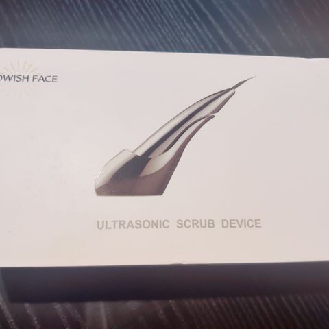 Ultrasonic scrub device