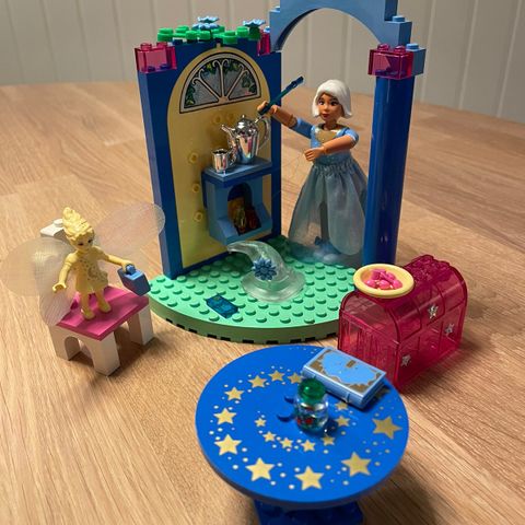Lego Belville sett 5825 - The Fairy Queen’s Magical House