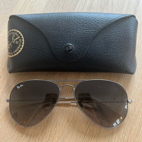 Ray-Ban Aviator solbriller