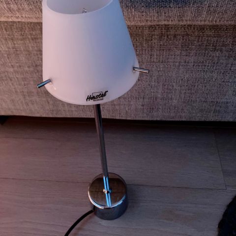 Hesdal bordlampe m/stål fot