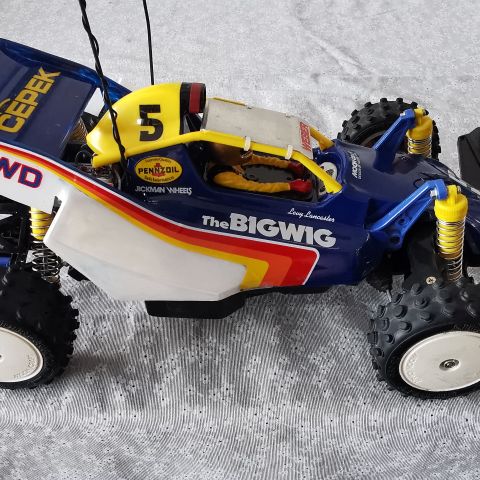 Tamiya Bigwig Kit 5857 med eske og manual og Futaba Attack-R radio