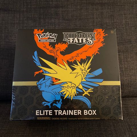 Pokemon Hidden Fates ETB