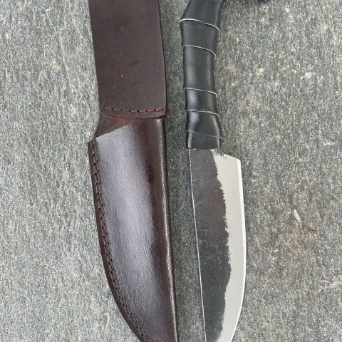 Håndsmidd Viking Kniv med Ravnehode