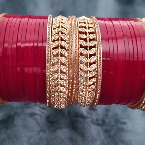 Choorha / Bridal bangles