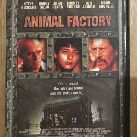 Animal factory (2000)