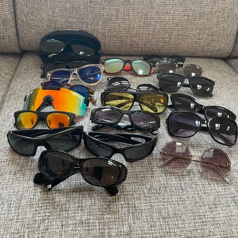 20 stk solbriller selges samlet. 2 stk fine Polaroid briller følger med.