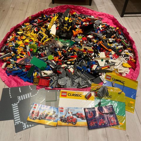 Div Lego fra 90 tallet og tidlig 2000 tallet pluss tilbehør