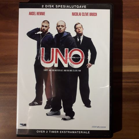 UNO: 2 disk spesialutgave DVD (over 2 timer ekstramateriale)