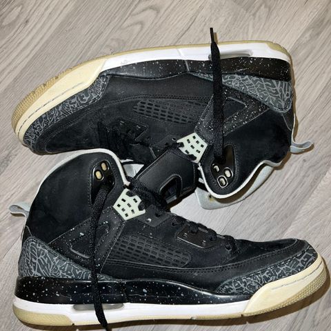 Vintage Air Jordan Spizike Gs (Black/Grey)