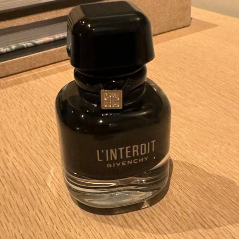 Givenchy  L'Interdit EdP Intense