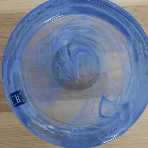 Hadeland  bolle te lysholder D ca 10 H 5,5 cm nydelig fargespill i blått