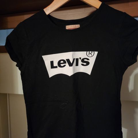 Levis T-shirt str 10år.