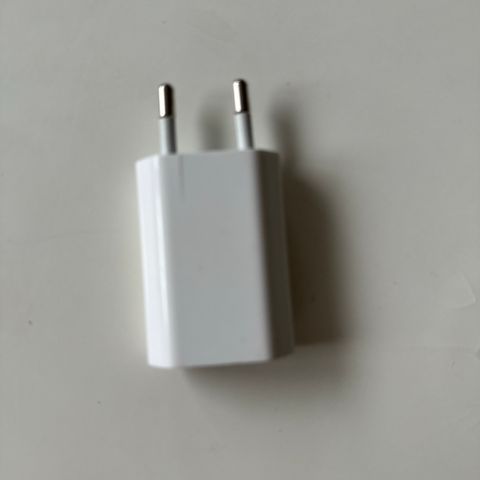 Original Apple lader til iPhone - USB med kabel!