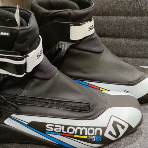 Salomon  equipe 8x.   Carbon str 46,5.  30 cm