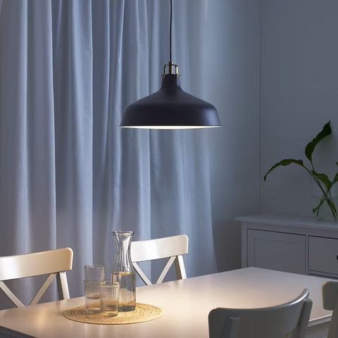 Ranarp taklampe fra IKEA