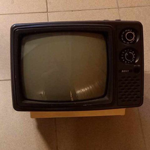 Gammel TV - reise TV - vintage - retro!