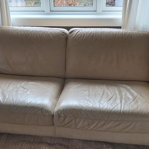 Italiensk Natuzzi skinnsofa 2x2,5 seter