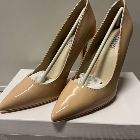 NLY Pumps Beige str. 38