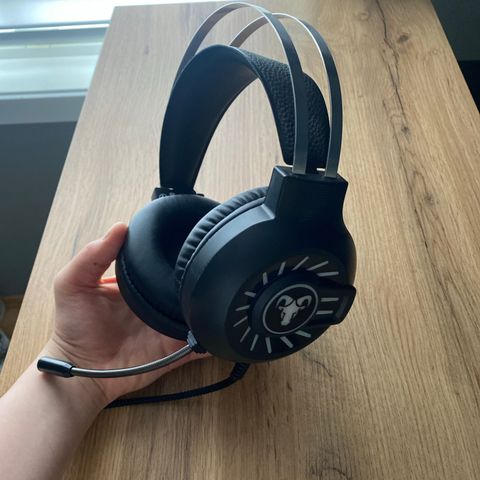 Headset Helt ny selges veldig billig!