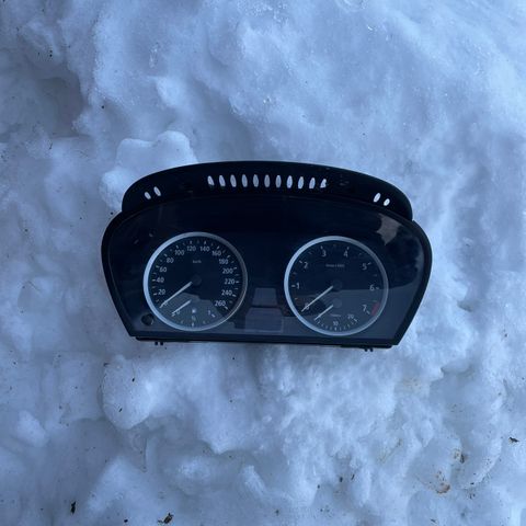 Instrumentpanel speedometer 62116944118