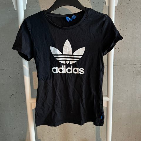 Adidas t-shirt Trefoil