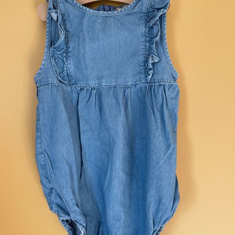 Romper i myk denim fra Memini, str. 86